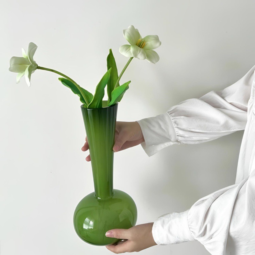 Glass Vase Nordic - แจกันแก้วสีเขียวสไตล์นอร์ดิก แจกันคอแคบ ภาชนะจัดดอกไม้สดแบบไฮโดรโปนิกส์ ตกแต่งห้องนั่งเล่น สำนักงาน