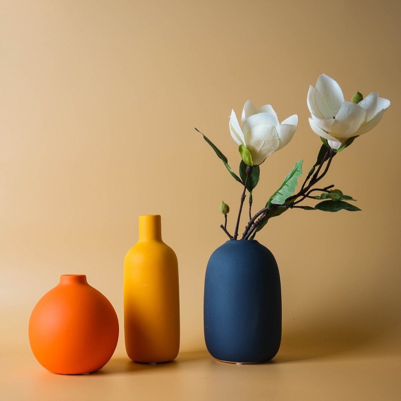 Glass Vase Nordic - แจกันเซรามิกสไตล์นอร์ดิกของตกแต่งกระถางดอกไม้ศิลปะเรียบง่ายสีทึบพร้อมคอขวดขนาดเล็กสำหรับวางบนโต๊ะในห้องรับประทานอาหาร