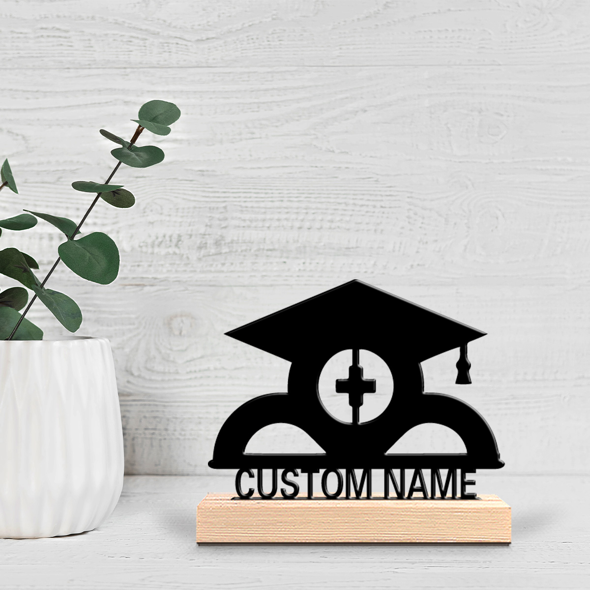 Home Decor Names - หมวกบัณฑิต 1 ชิ้น พร้อมชื่อที่ปรับแต่งได้ รูปปั้นโลหะตกแต่ง งานฝีมือพร้อมฐานไม้